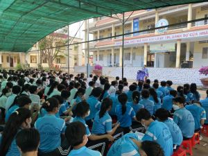 HỘI ĐỒNG ĐỘI HUYỆN TỔ CHỨC HOẠT ĐỘNG TƯ VẤN HƯỚNG NGHIỆP CHO ĐỘI VIÊN LỚN NĂM HỌC 2022 - 2023