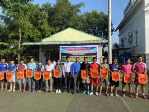 HUYỆN ĐOÀN BÌNH TÂN TỔ CHỨC GIẢI BÓNG ĐÁ GIAO LƯU THỂ DỤC THỂ THAO TẠI CÁC XÃ NHÂN KỶ NIỆM 90 NĂM NGÀY THÀNH LẬP ĐOÀN