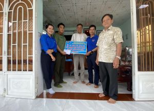 BÌNH TÂN TỔ CHỨC THĂM HỎI TẶNG QUÀ TNXP NĂM 2023